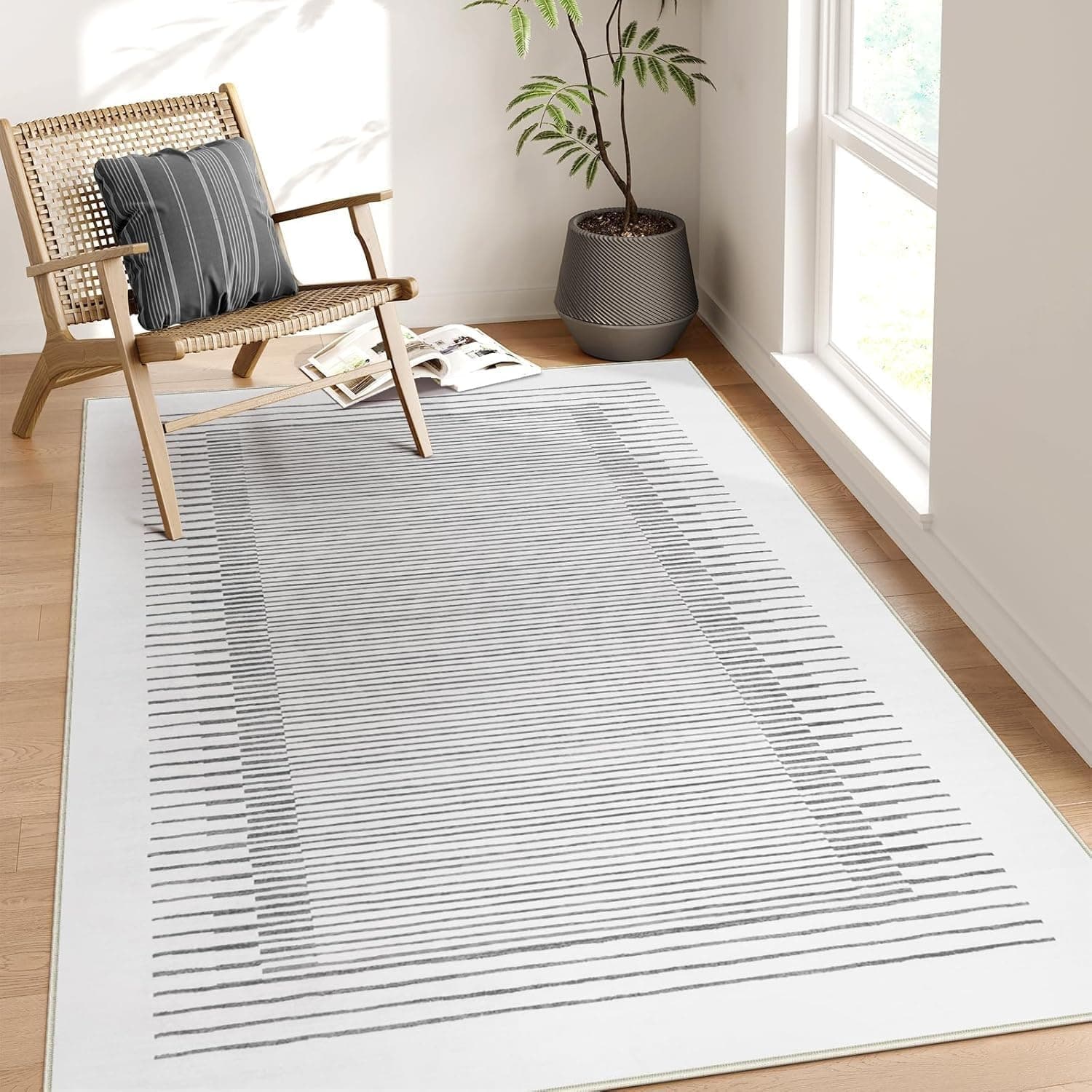 Wonnitar 5x7 Grey Striped Area Rug